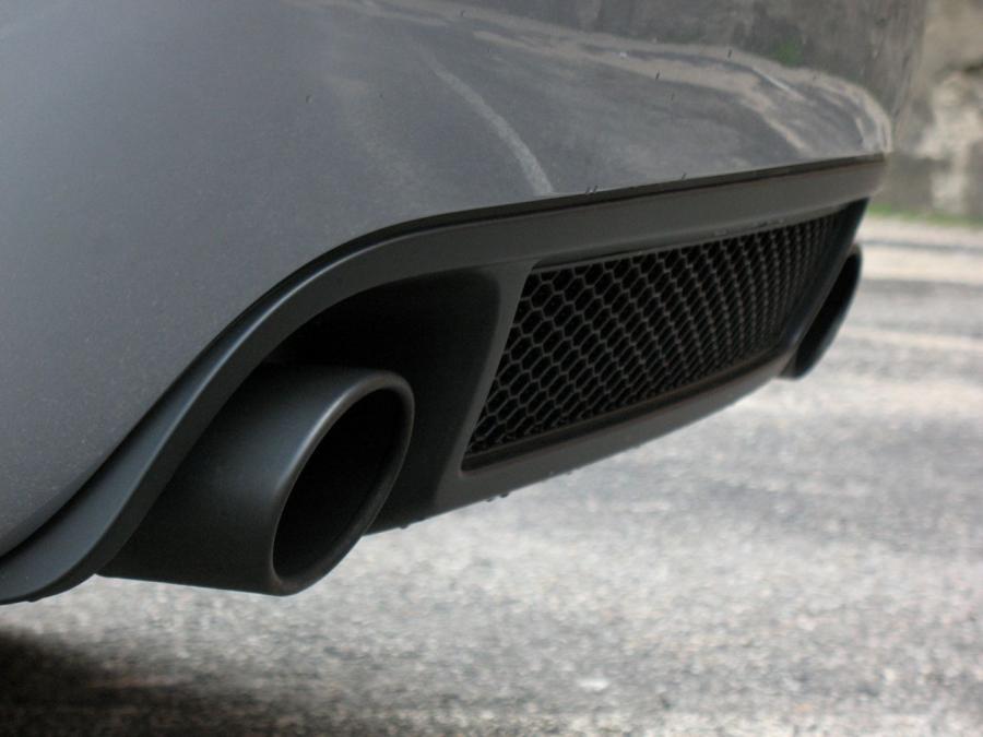 Детали экстерьера Audi RS4 Sedan (B7, 8E) 2005 года  (NA) (фото 15 из 45)
